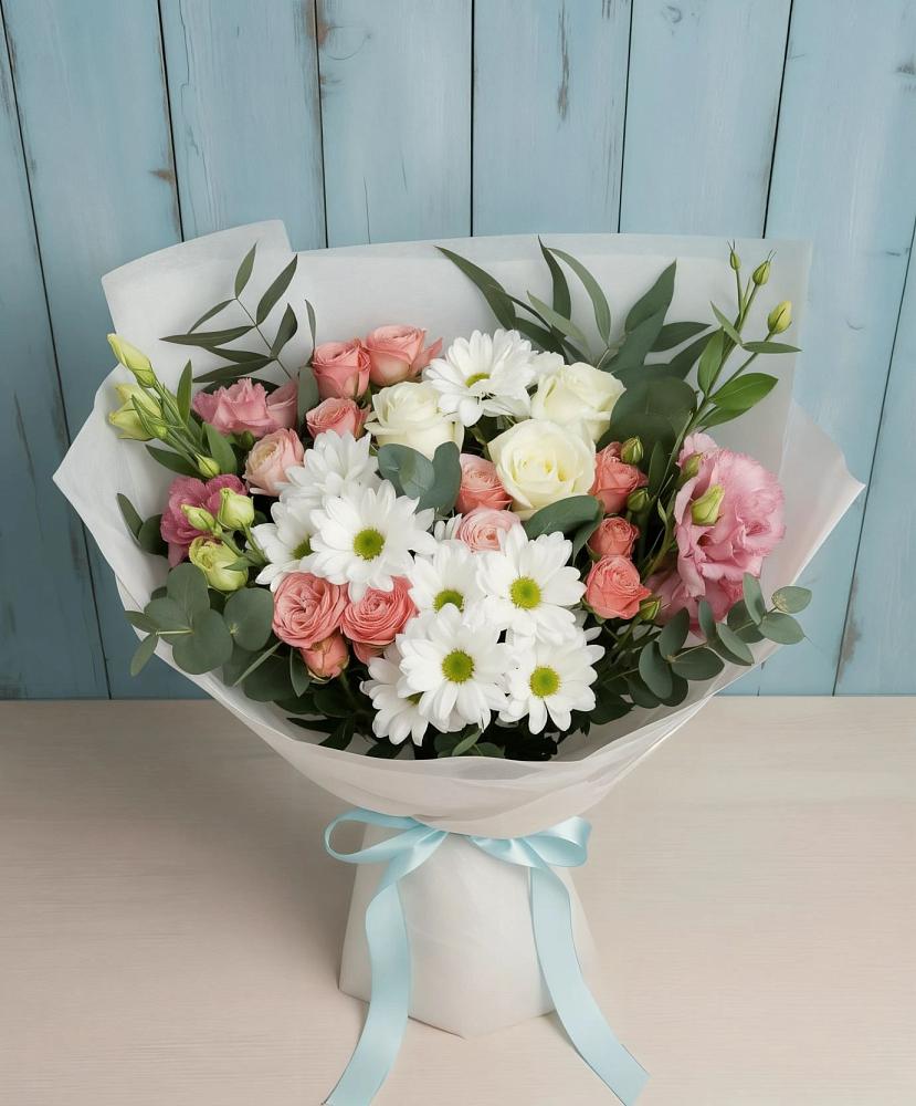 Букет цветов из: Розы, Лизиантусы и Хризантемы в Спокойной