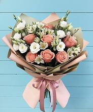 Букет цветов из:  Розы, Альстромерии и Лизиантусы в Спокойной