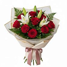 Букет цветов из:  Лилии и Розы в Спокойной
