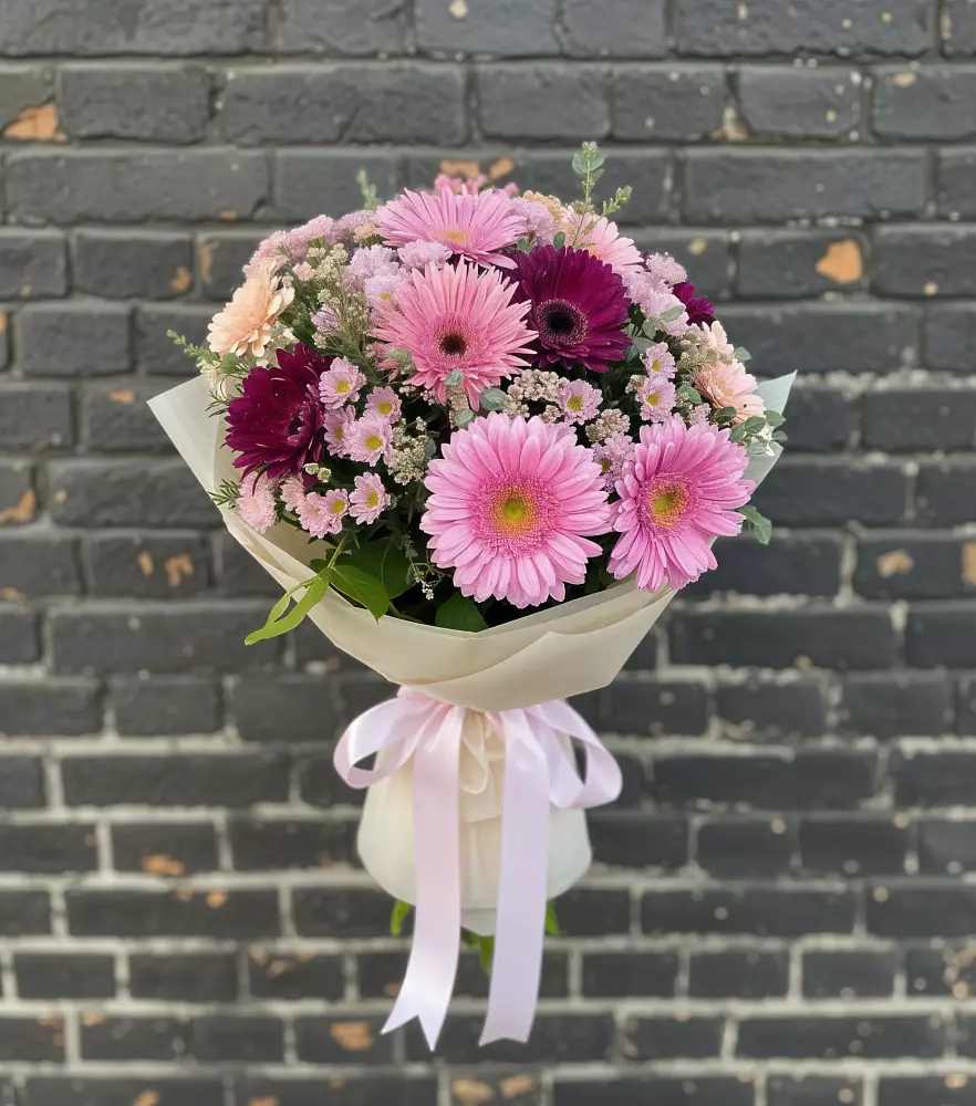 Букет цветов из: Герберы и Хризантемы в Спокойной