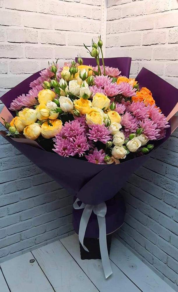 Букет цветов из: Хризантемы и Розы в Спокойной
