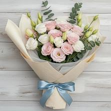 Букет цветов из:  Лизиантусы в Спокойной