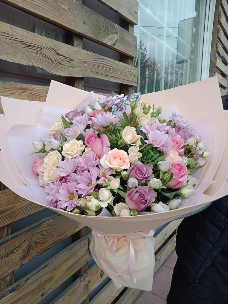 Букет цветов из: Розы и Хризантемы в Спокойной