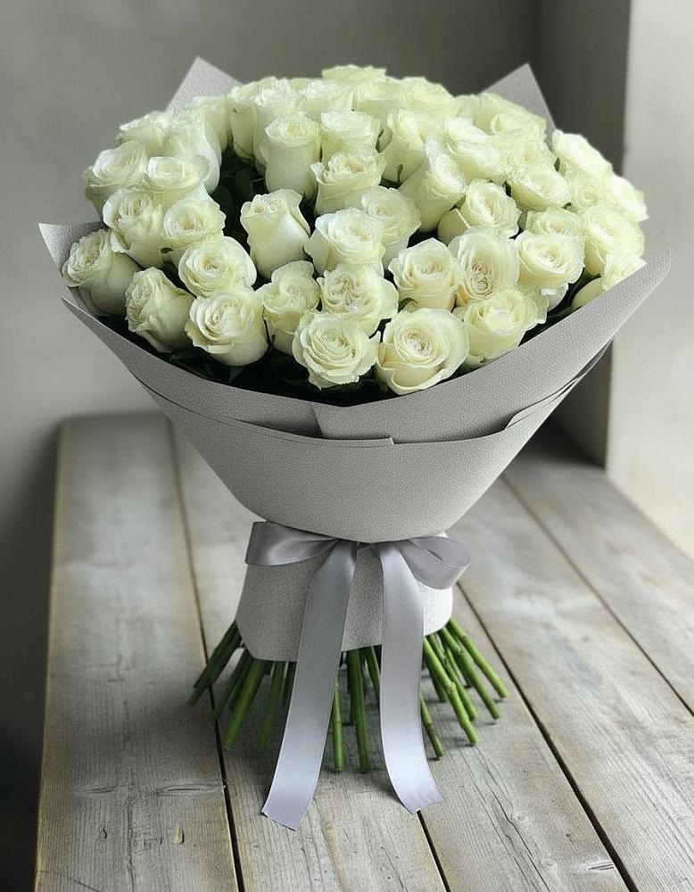 Букет 35 Белых роз в Спокойной