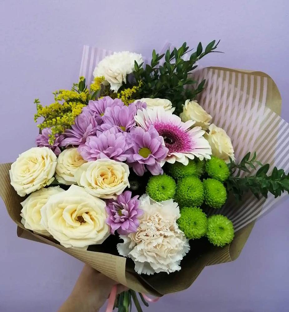 Букет цветов из: Хризантемы, Розы, Гвоздики и Герберы в Спокойной