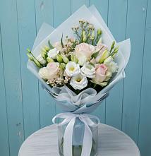 Букет цветов из:  Розы и Лизиантусы в Спокойной
