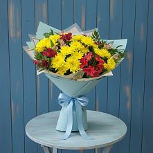 Букет цветов из:  Альстромерии и Хризантемы в Спокойной