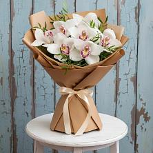 Букет цветов из:  Орхидеи и Розы в Спокойной