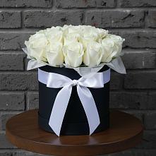 Цветочная композиция из Розы в шляпной коробке #REPLACE_PRED# Спокойной